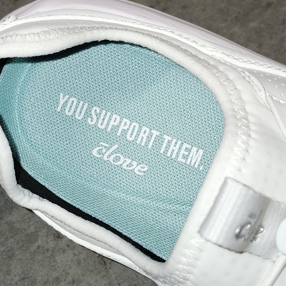 Clove Brilliant White Shoes Nursing Sneaker Fluid Resistant W 9.5 M 8.5 Unisex - Picture 9 of 11